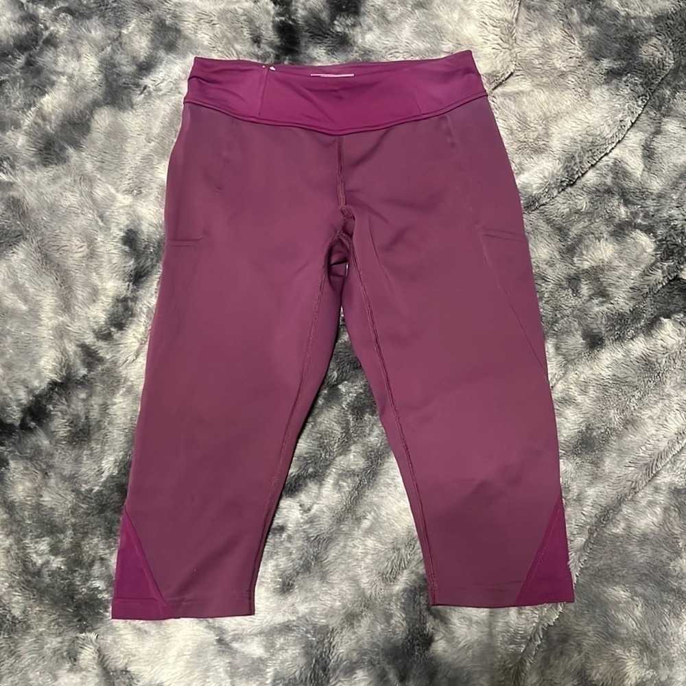 Patagonia Womens Capilene Lightweight Capris‎ Leggings Purple Size XS Pockets